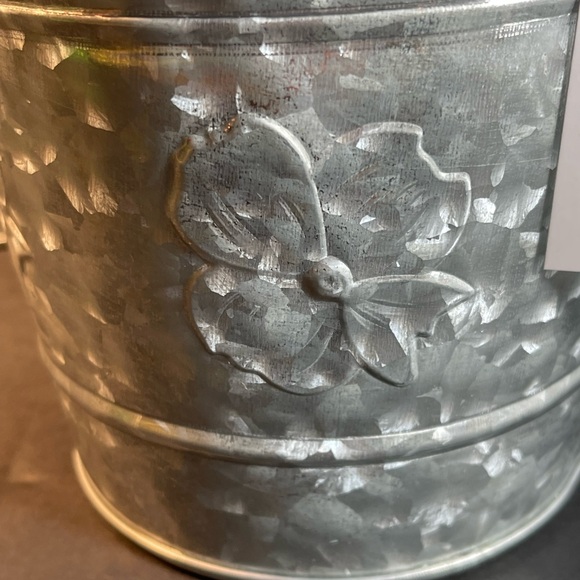 WH Walford Home Décor - Galvanized Metal Flower Pot Planters with Handles T56 - Picture 5 of 12